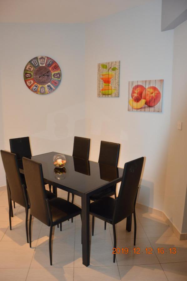 Luxury Apartment Paphos ภายนอก รูปภาพ