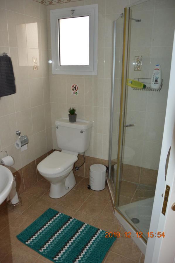 Luxury Apartment Paphos ภายนอก รูปภาพ